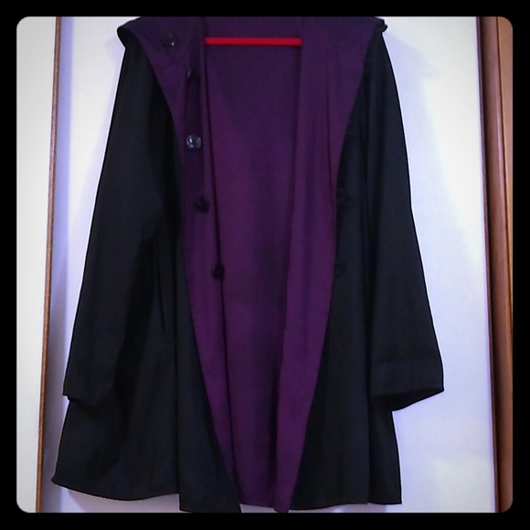 janska raincoat